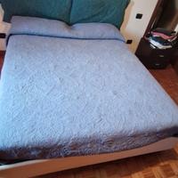 Letto contenitore matrimoniale