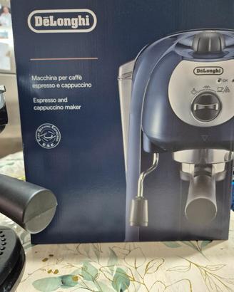 Macchina per caffè espresso e cappuccino 