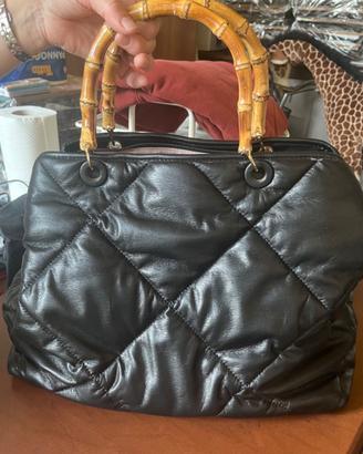 Borsa con manici in bamboo