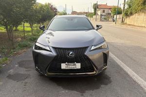 Lexus UX 2.0 Hybrid 152cv Tetto F Sport
