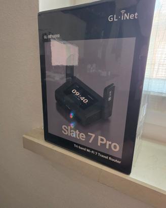 Router professionale gl.iNet Slate 7 pro, imballat