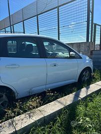 Ford c max benzina