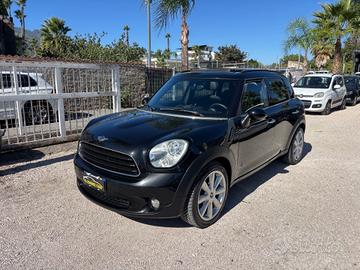 MINI COOPER D COUNTRYMAN ALL 4 TETTO APRIBILE