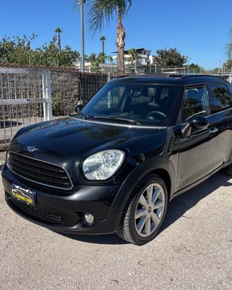MINI COOPER D COUNTRYMAN ALL 4 TETTO APRIBILE