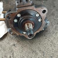 Iniettori e pompa gasolio captiva 2,2 0445110270