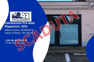 Immobile in asta di 161 m² con più di 5 locali a M