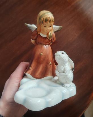 Statuetta con bambina e coniglio Goebel