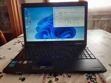 Notebook Tecra A11 15" Core I3 con Win11 Usato