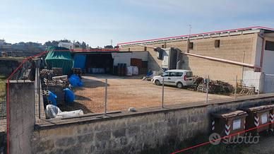 Capannone sito alla S.P. 230 per Spinazzola s