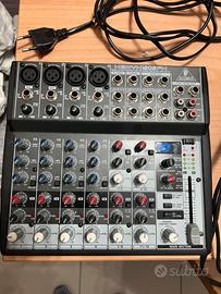 Mixer behringer