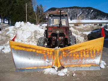 Fiat 1380 allestito sgombraneve