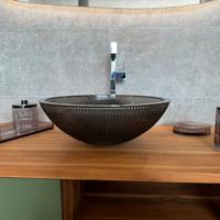 Lavabo in vetro