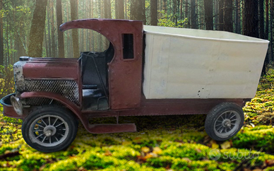 Modellino Camion d'Epoca