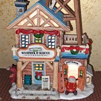 Lemax Mountain Weather & Rescue Station 55258