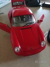 Bburago Porsche 911 Carrera 