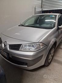 Renault megane II 