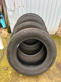 Treno Gomme - Bridgestone 185/65 R15 come nuove