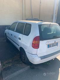 Mitsubishi space star. 800 euro