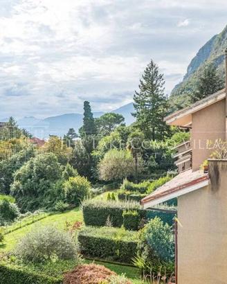 Appartamento di 100 m² con 5 locali a Menaggio