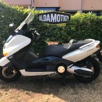 YAMAHA T-Max 500 white