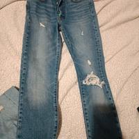 Levis jeans