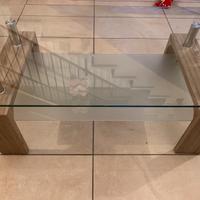 Tavolino da soggiorno in vetro