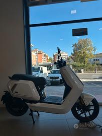NIU NQiX 300