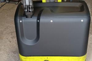 Transpallet stoccatore elettrico