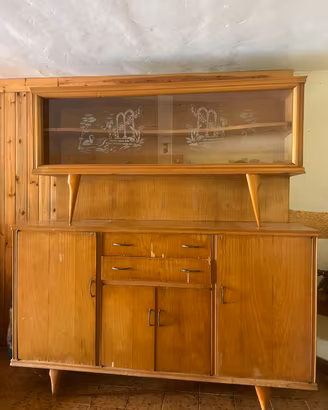 CREDENZA VINTAGE CON VETRINA DECORATA - 170x180cm