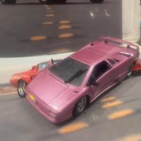 Lamborghini diablo scala 1/18 maisto viola
