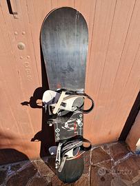 tavola snowboard con attacchi Rossignol 155