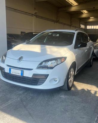 RENAULT Megane Mégane 1.6 16V SporTour Wave