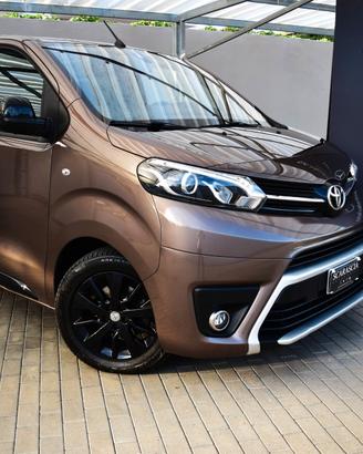 Toyota Proace 2.0D 177 cv L2 Automatica Black Edit