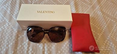 Occhiali da sole da donna Valentino