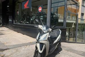 Kymco Agility 300i ABS