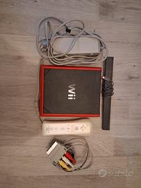 Nintendo Wii Mini, controller bianco