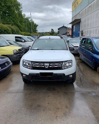 Ricambi Dacia Duster 2014 - Veicolo per ricambi