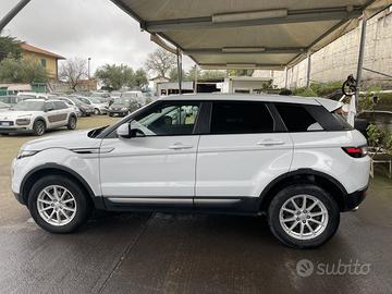 Land rover molto bello