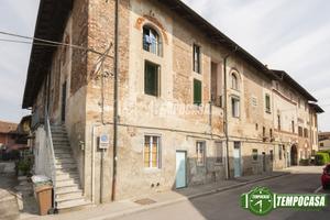 Ampio bilocale di 70 mq in caratteristico contesto