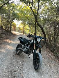 Suzuki dr-z 400 sm