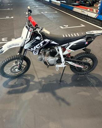 YCF 150 CC CROSS