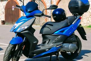 SCOOTER KIMKO 125 +R16 PRATICAMENTE NUOVO