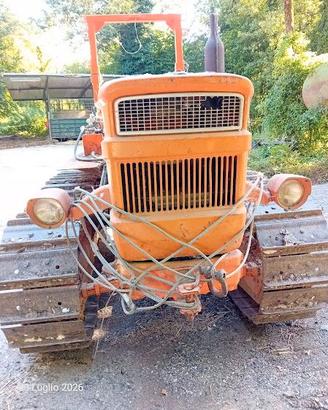 Trattore cingolato OM 655