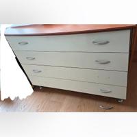 Comò in legno di rovere con 4 cassettoni