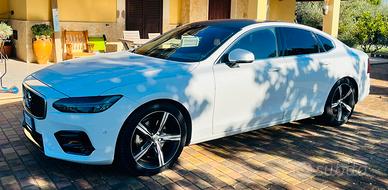 Volvo S90 D4 R-Design