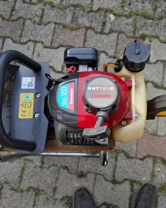 TOSASIEPI KAWASAKI 750 D