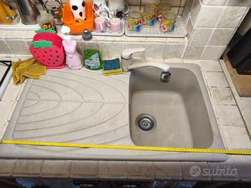 lavello fragranite ad un vasca piu ripiano