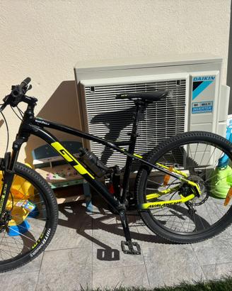 Bici GT enduro