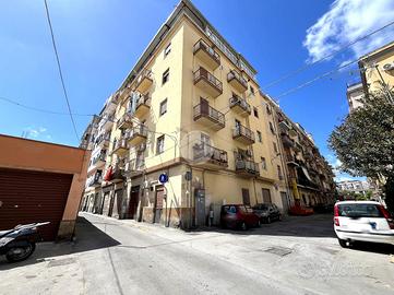 3 LOCALI A PALERMO