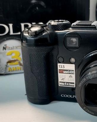 Nikon Coolpix P6000